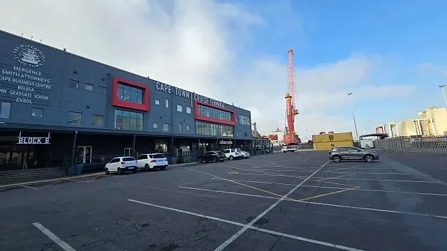 Cruise Terminal, V&A Waterfront - building photo 4