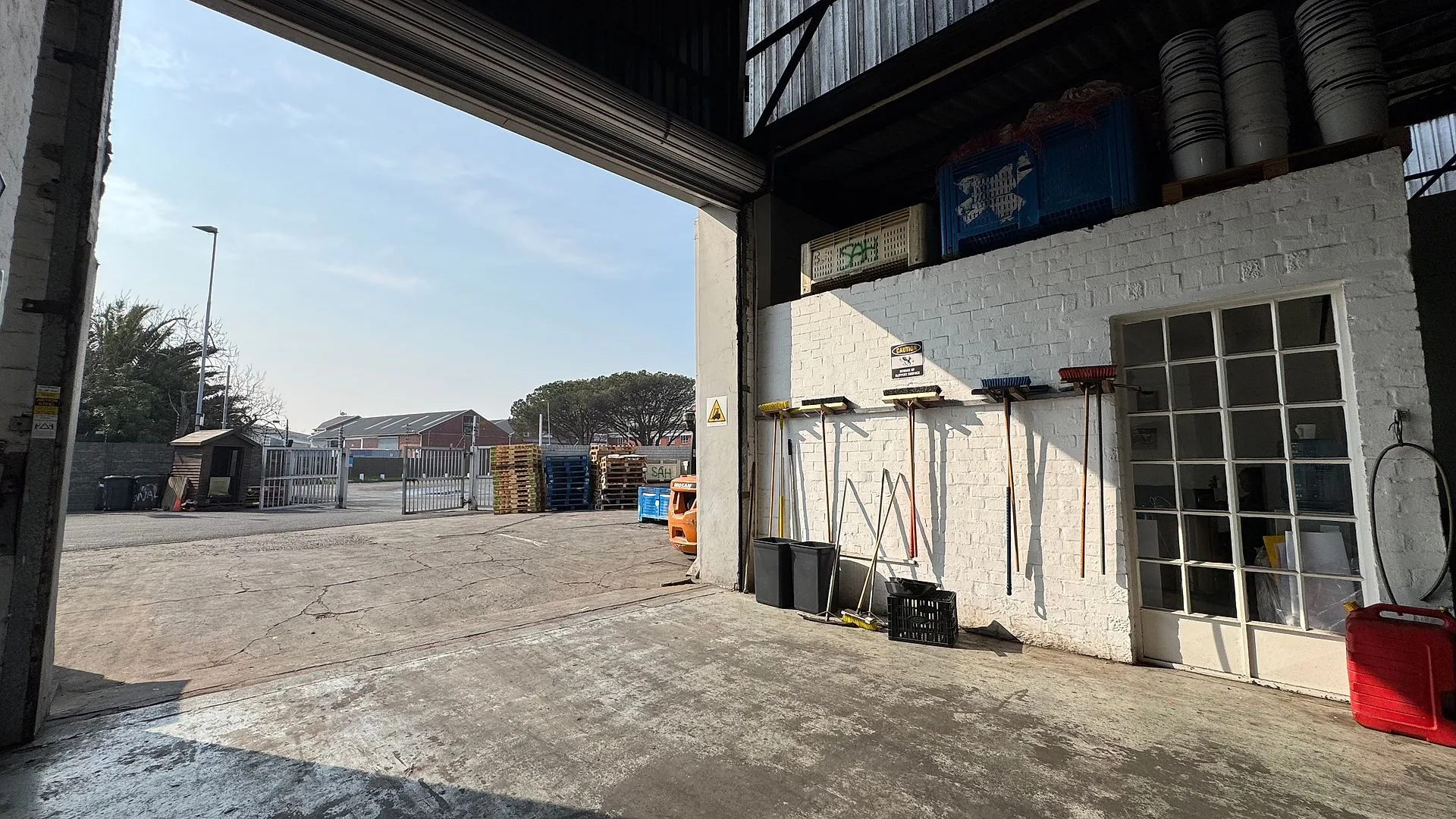 Denval Industrial Park, available office to let in Epping