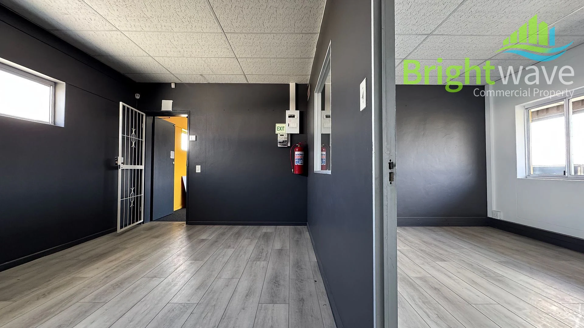 Burpark, available office to let in Montague Gardens