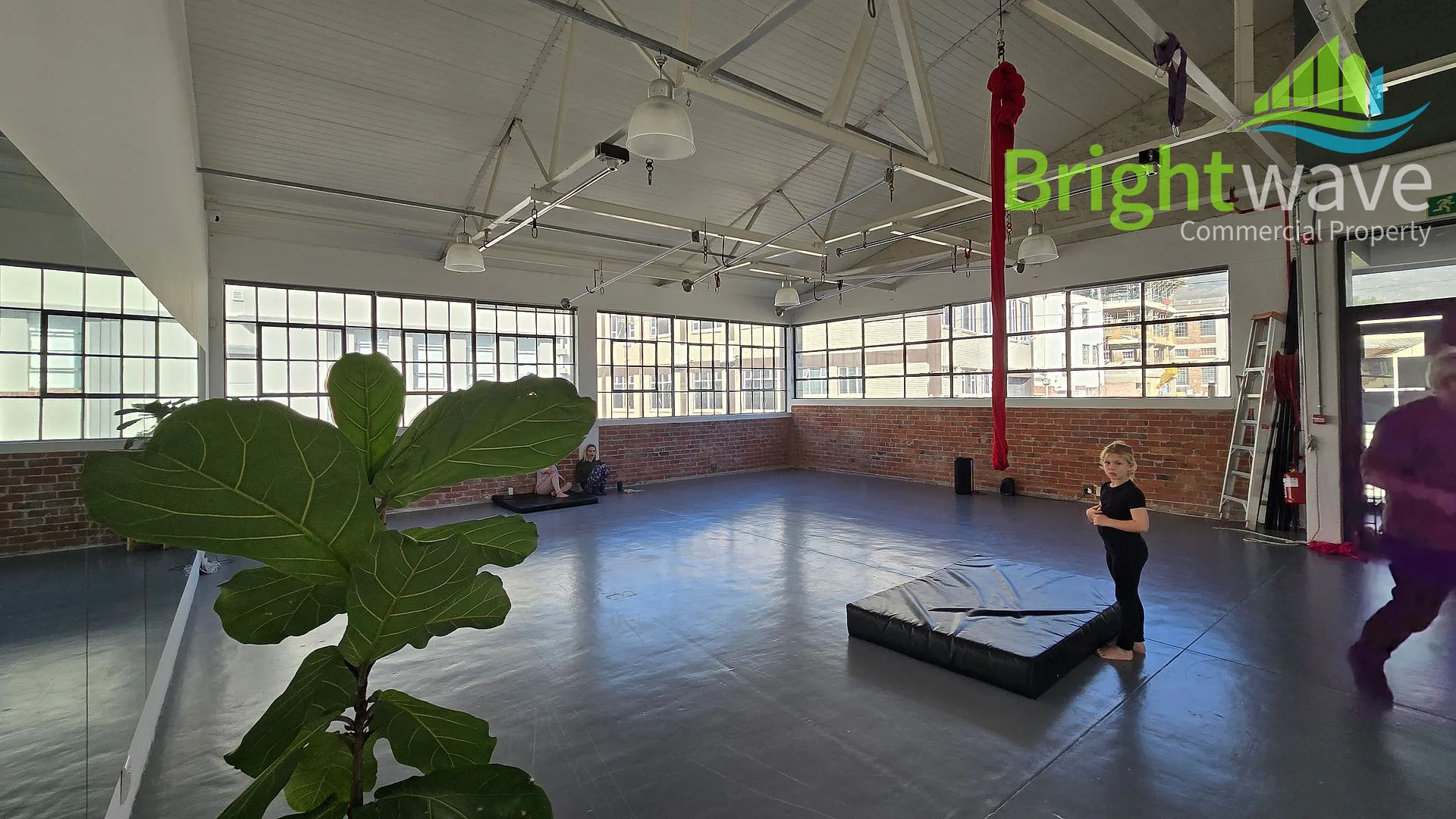 Office layout at Earthlife Building, Gardens