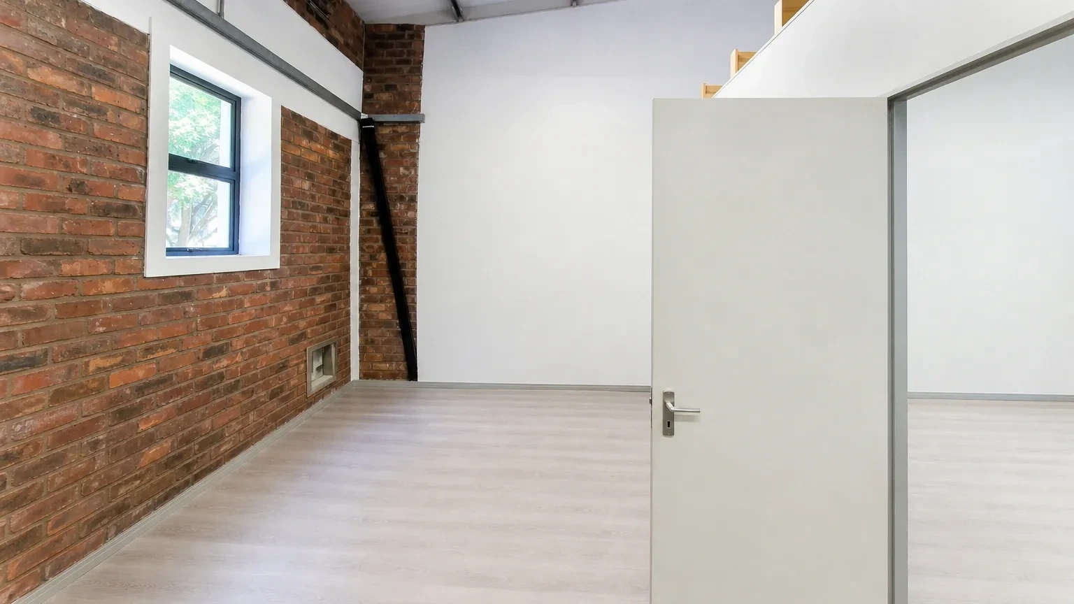 Westlake Lifestyle Centre, available retail to let in Westlake