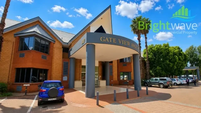 Constantia Park, Constantia Kloof - building photo 2