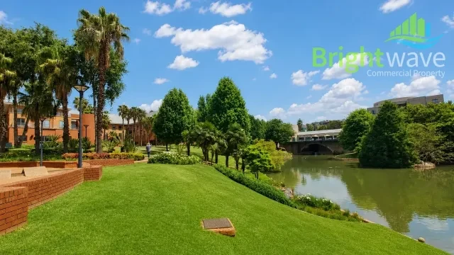 Constantia Park, Constantia Kloof - building photo 4