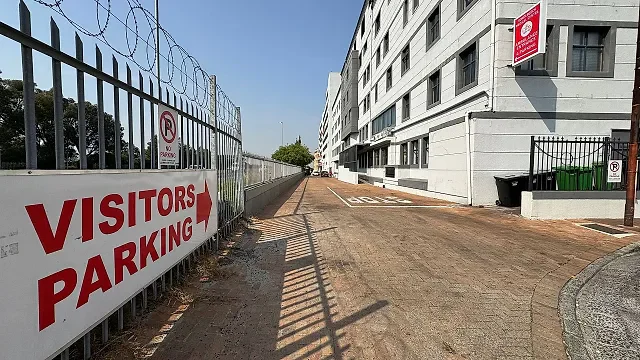 Rondebosch Medical Centre, Rondebosch - building photo 3