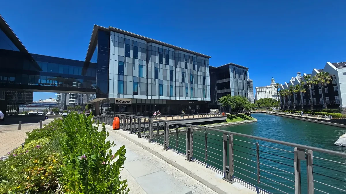 Waterway House commercial property in V&A Waterfront