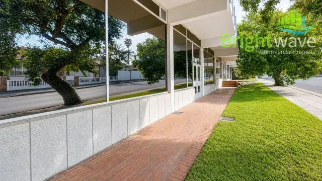 38 13th Avenue, Bellville - building photo 4