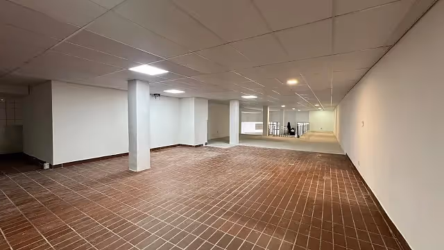 Retail space at 173B Main Rd