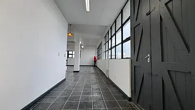 King's Cross Corner, available office to let in Salt River