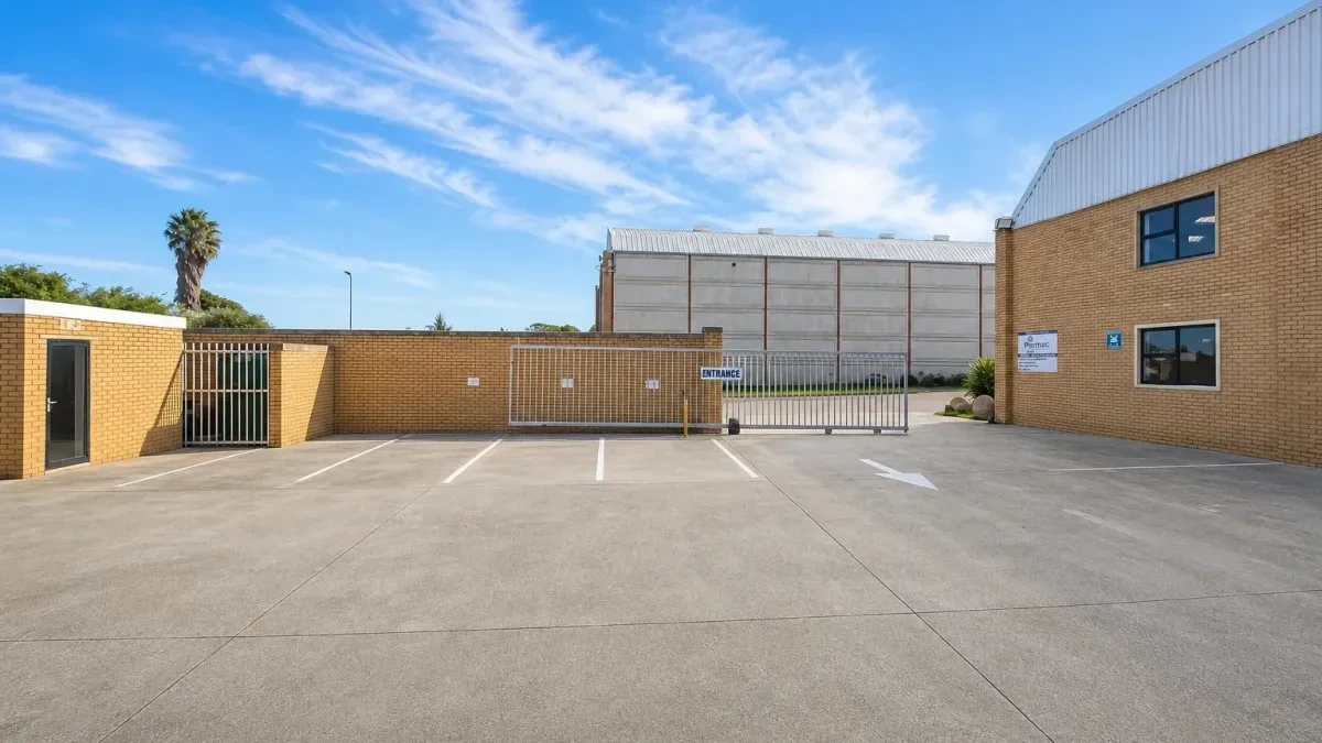 Kyalami Plaza commercial property in Killarney Gardens