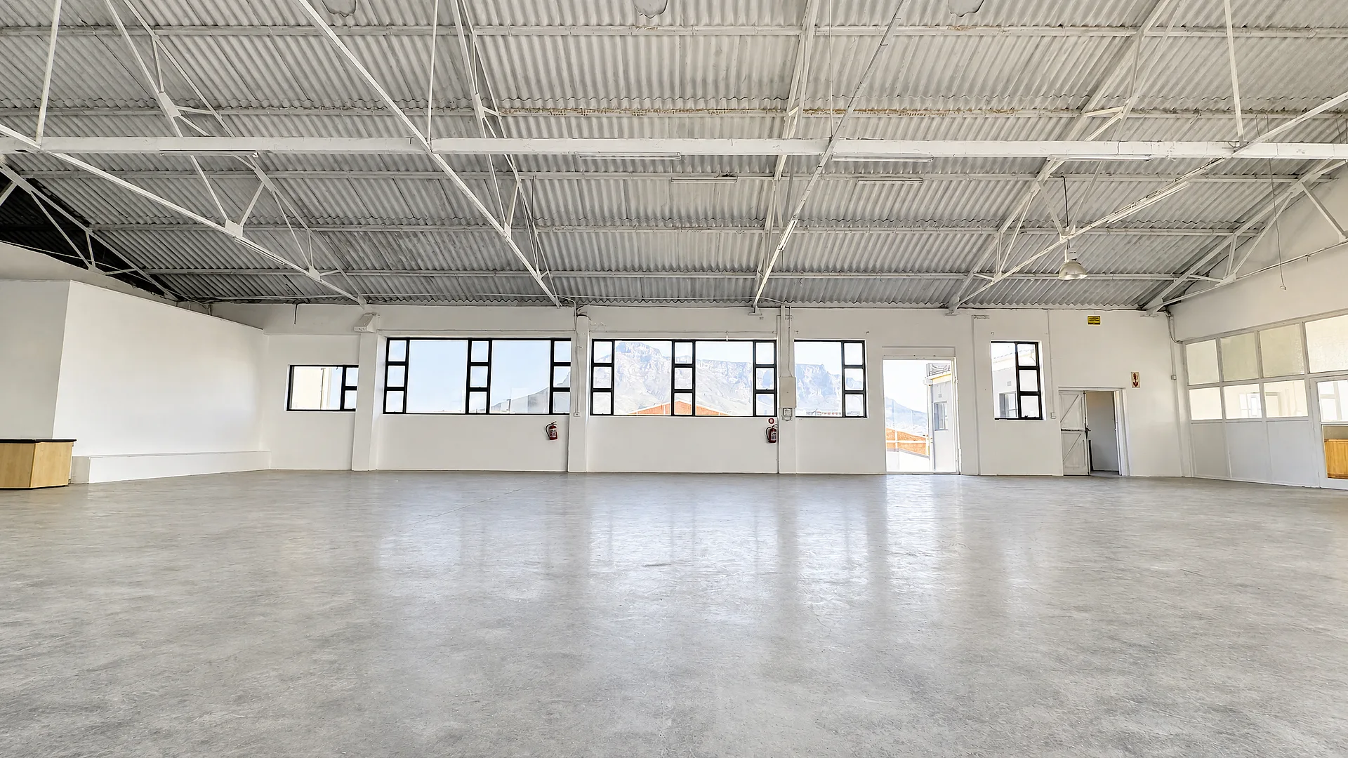 Open plan industrial area at 17 Auckland Street