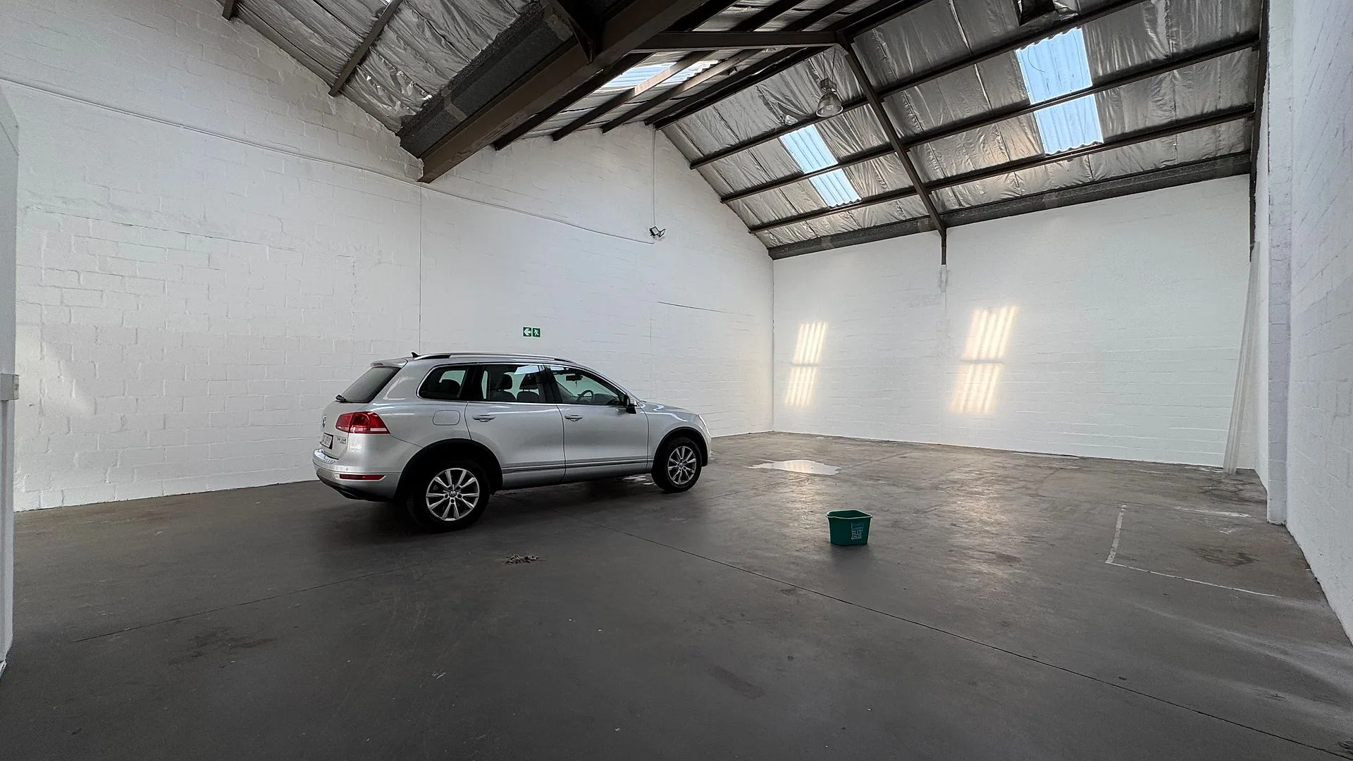 Ruco Business Park, available industrial to let in Airport Industria