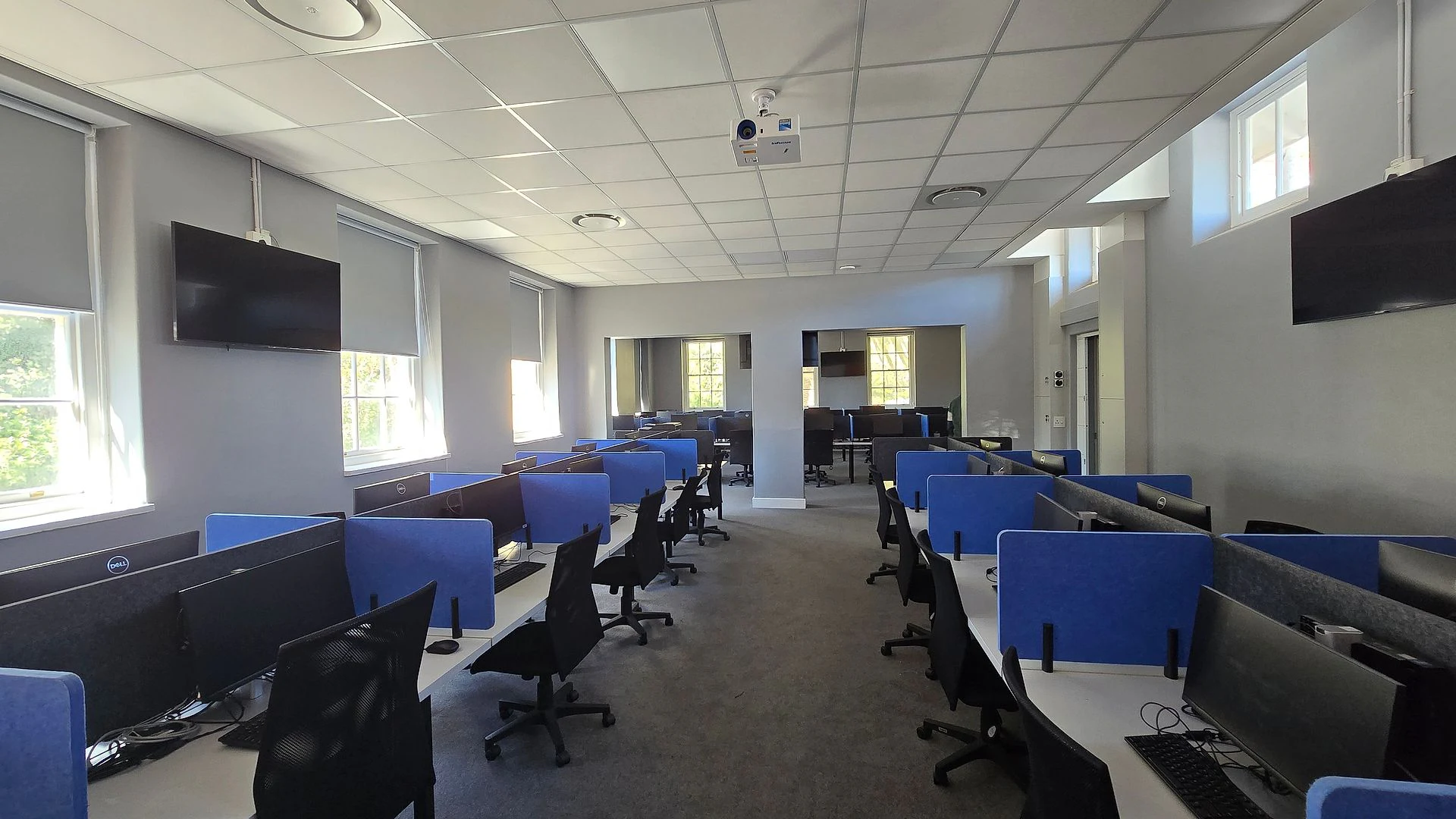 College of Cape Town, available office to let in Oranjezicht
