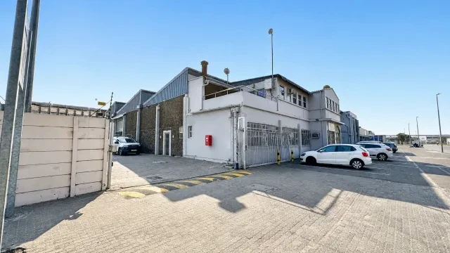 118 Bofors Circle, Epping - building photo 3