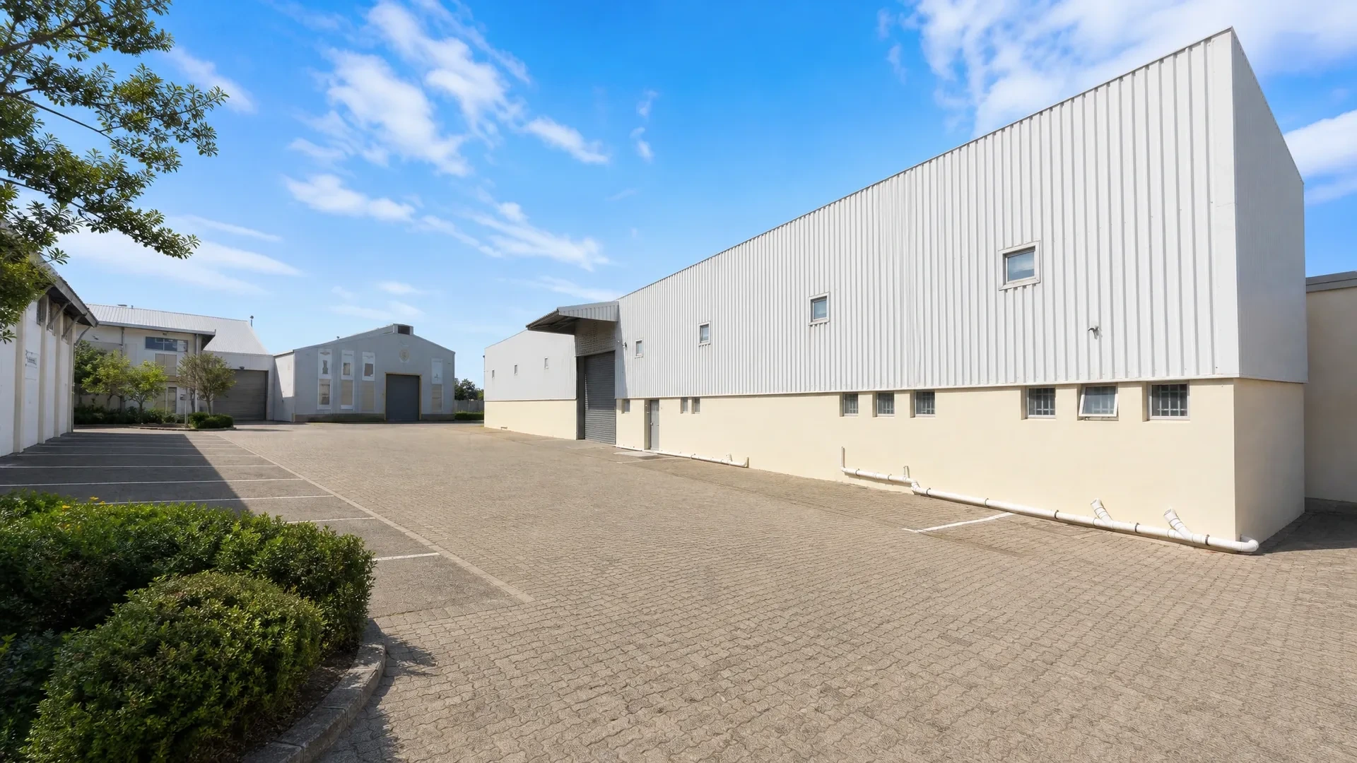 10 Rainbow Close, Marconi Beam, industrial for rent