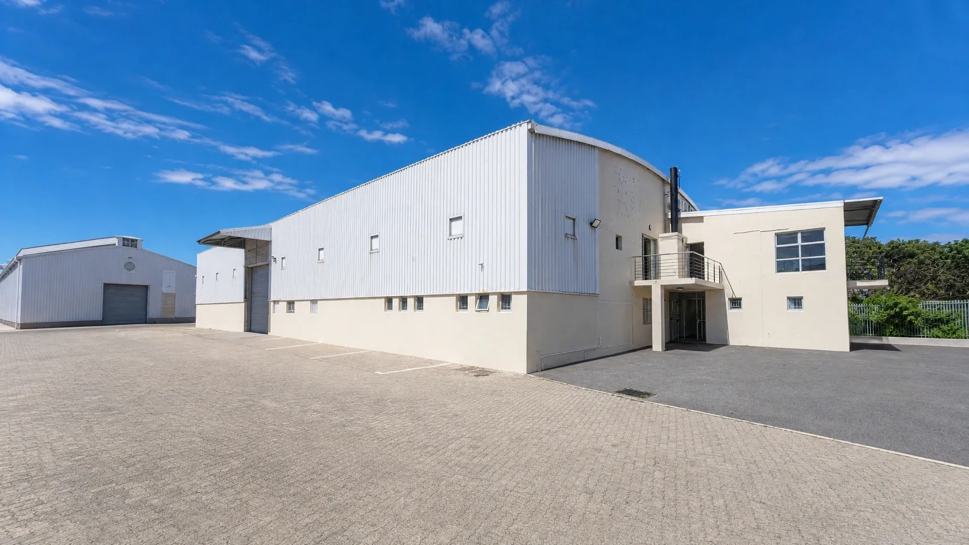 10 Rainbow Close, available industrial to let in Marconi Beam
