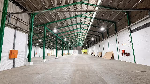Warehouse space at Gunners Circle & Cochrane Avenue