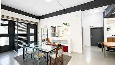 Security Place Building, available retail to let in Salt River