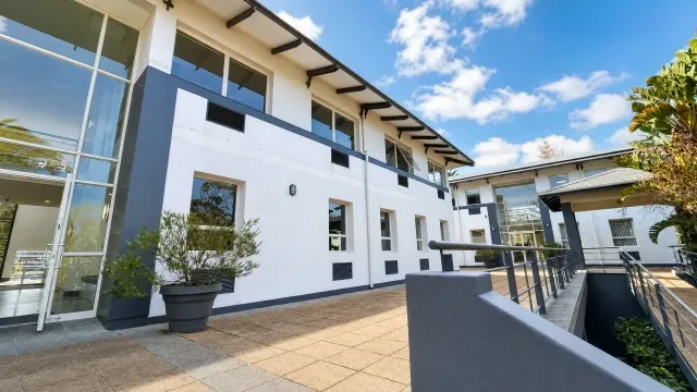 Plum Park, Plumstead - building photo 4