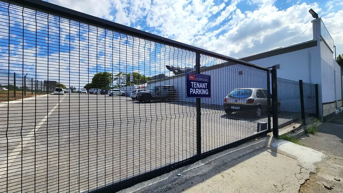 Kenridge Centre, Tyger Valley - building photo 6