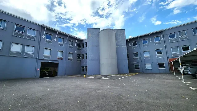 Montrose Place, Tyger Valley - building photo 5