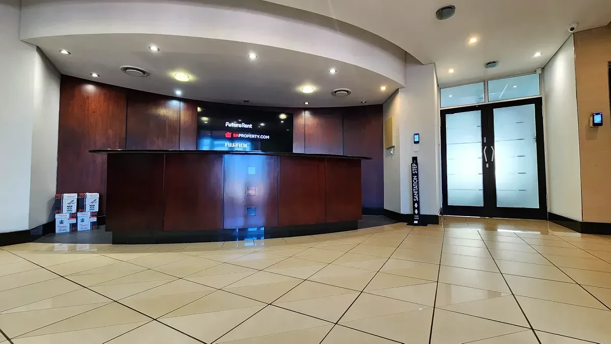 9 Boundary Road, Century City - building photo 2