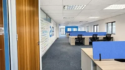 Office layout at The Pavilion, Century City