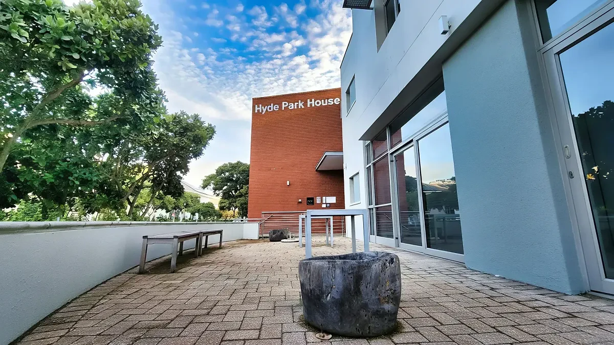 Hyde Park House, Century City - building photo 8