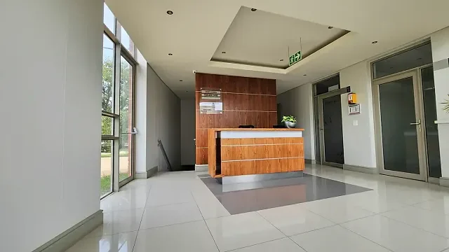 Eaton House, Century City - building photo 1