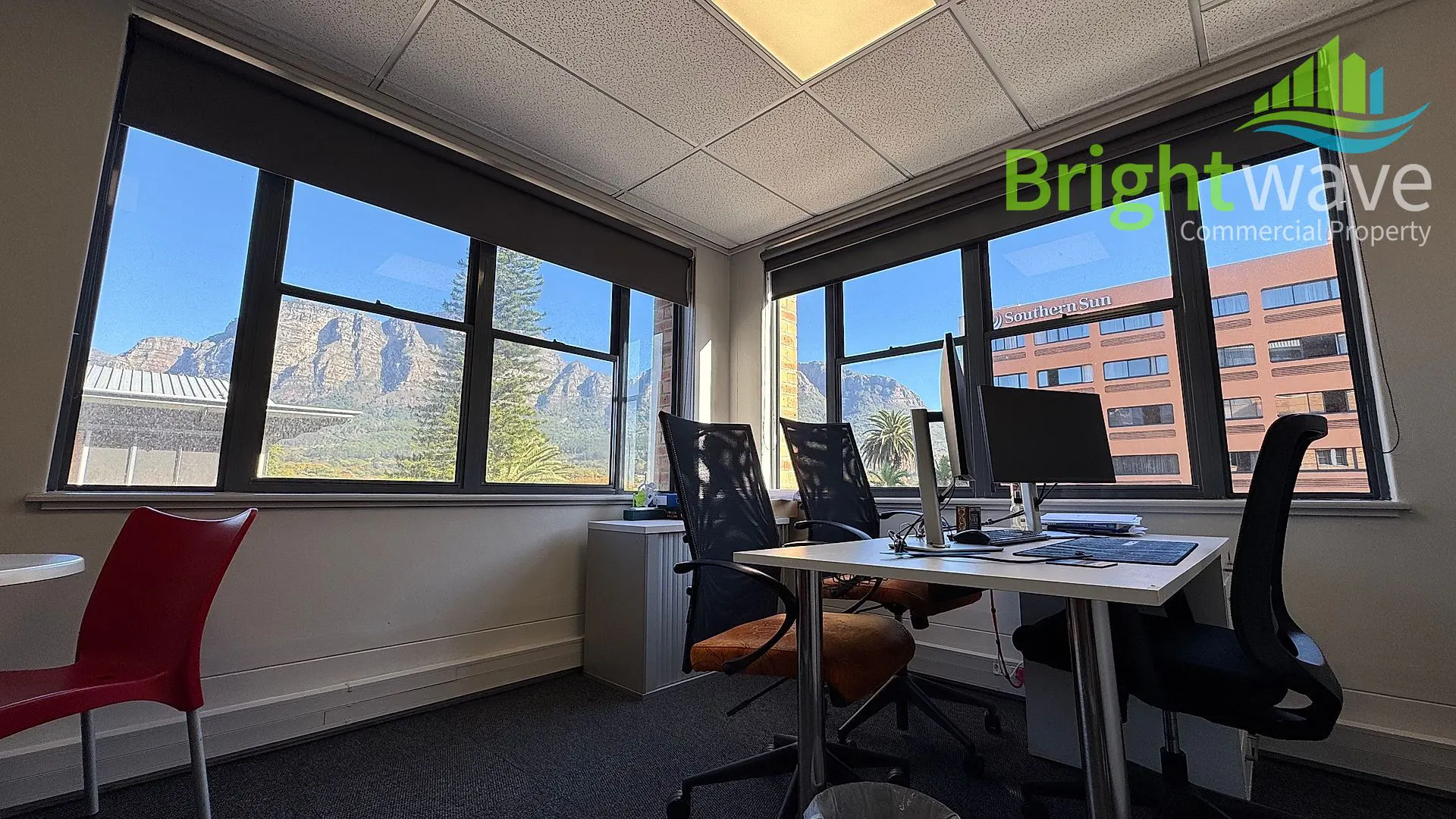 Office layout at Newlands on Main, Newlands