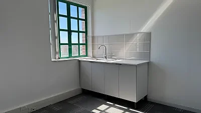 Brookside Office Park, available office to let in Claremont