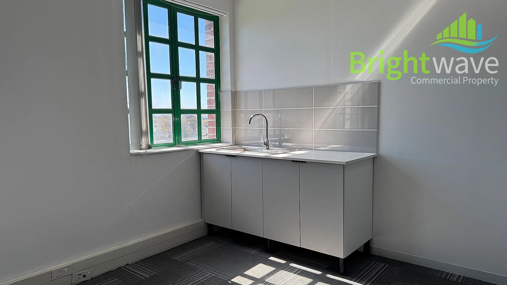 Brookside Office Park, available office to let in Claremont