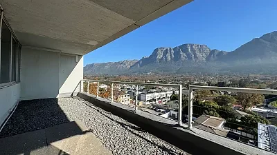 Sunclare Building office space to let in Claremont