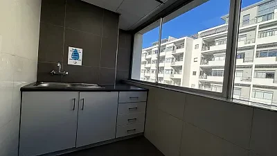 Sunclare Building, available office to let in Claremont