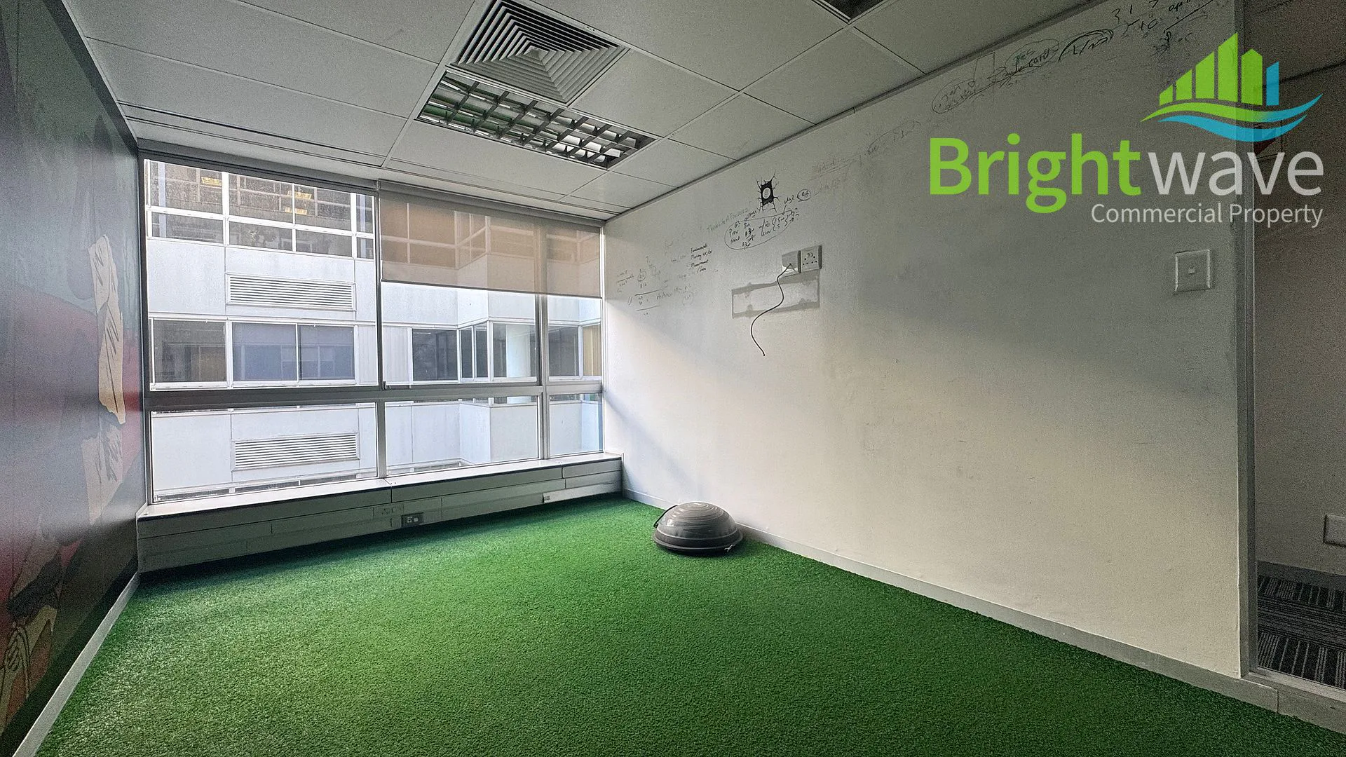Office layout at Sunclare Building, Claremont
