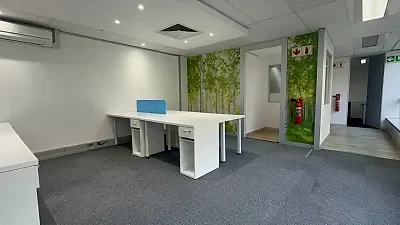 Office layout at Sunclare Building, Claremont