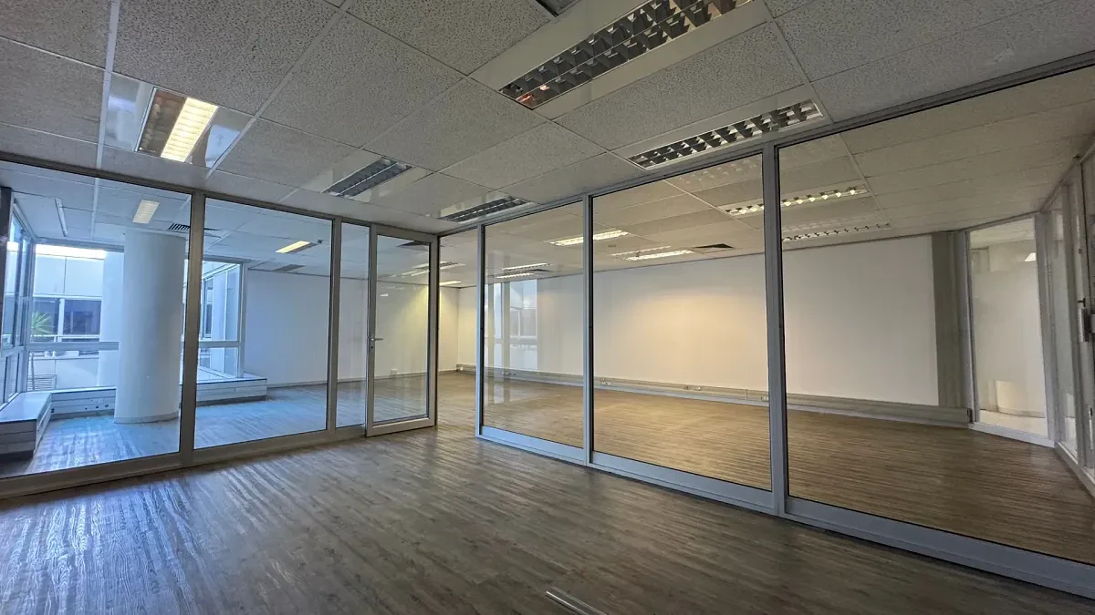 Sunclare Building office space to let in Claremont