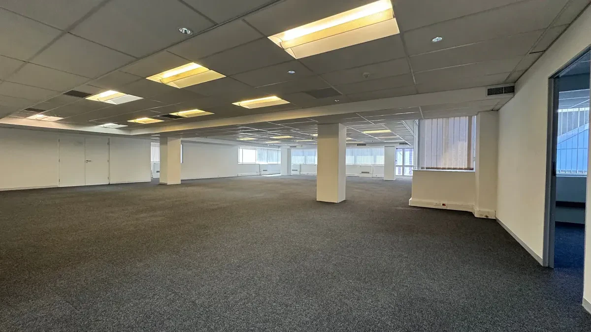 Stadium on Main office space to let in Claremont
