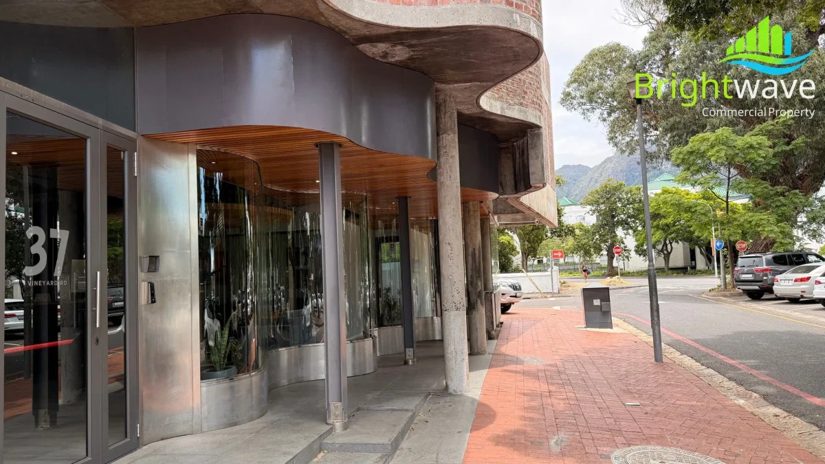 37 Vineyard Office Building - photo 1