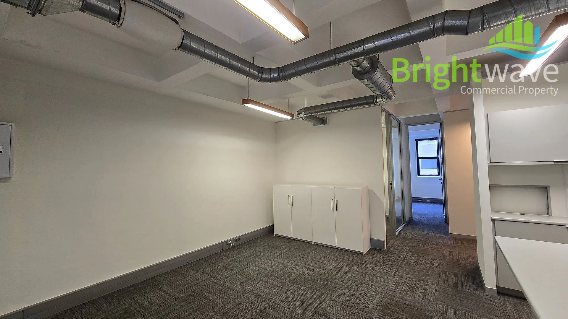Louis Gradner Building, available office to let in Foreshore