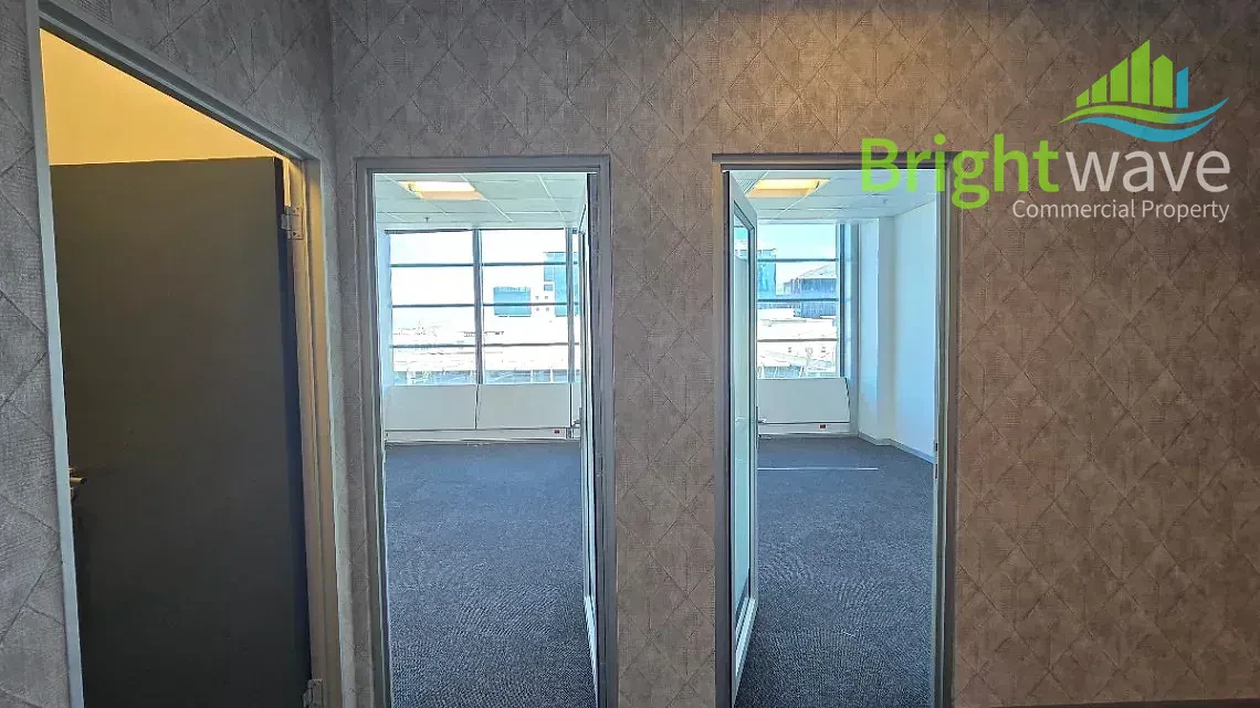 Convention Tower, available office to let in Foreshore
