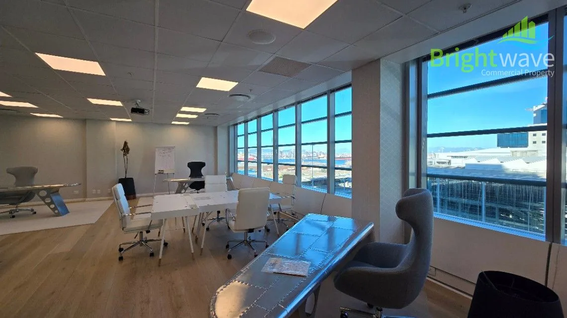 Convention Tower, available office to let in Foreshore