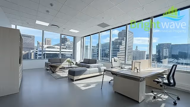 282 m2 office to let at Convention Tower in Foreshore, office interior.