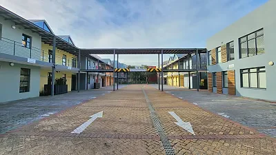 QUAYS office space to let in Century City