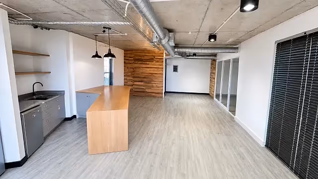 Office space at QUAYS