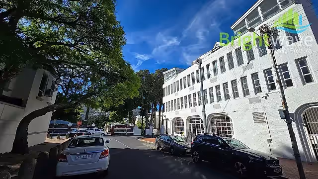 72 St Johns Street in Cape Town CBD, exterior view.