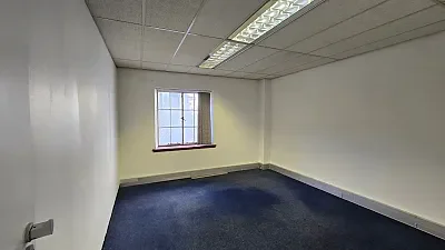 Office layout at Allianz House, Cape Town CBD
