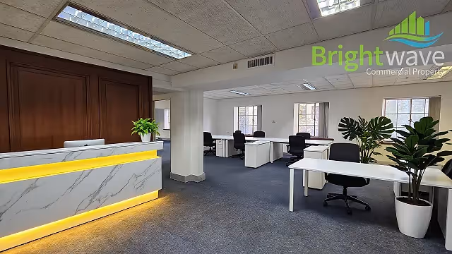 Office to let at Allianz House in Cape Town CBD.