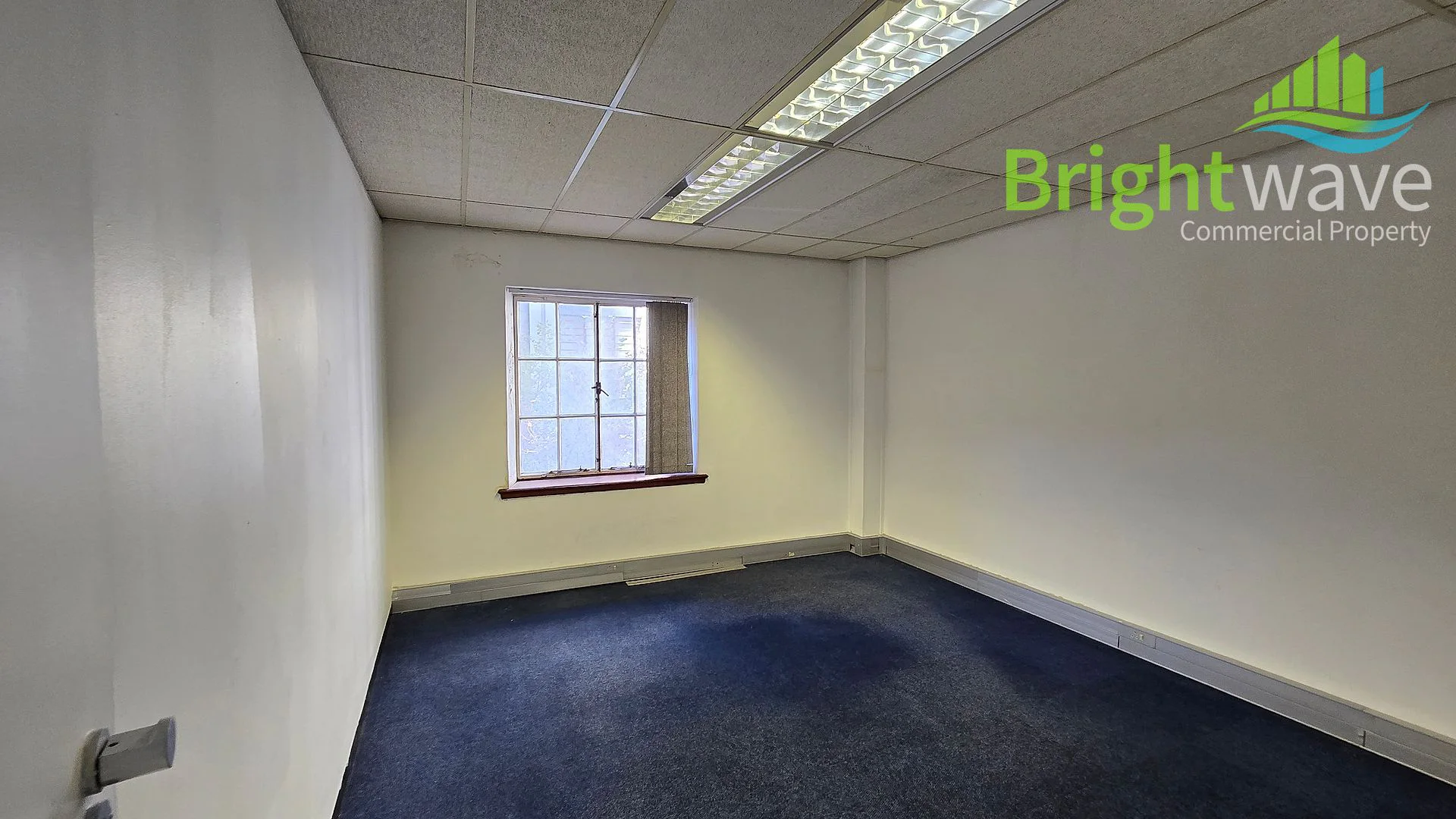 Office layout at Allianz House, Cape Town CBD
