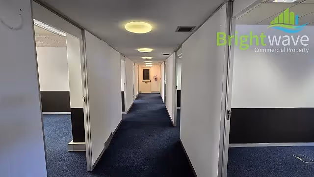 Office to let at Allianz House in Cape Town CBD.