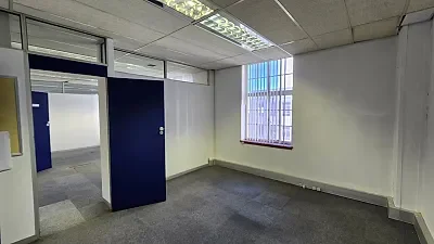 Office layout at Allianz House, Cape Town CBD